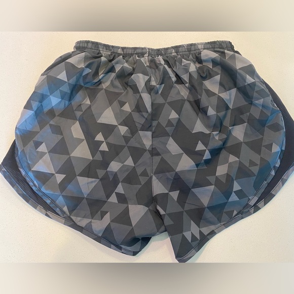 Bundle of 3 Nike Shorts — Size Small - Picture 12 of 13